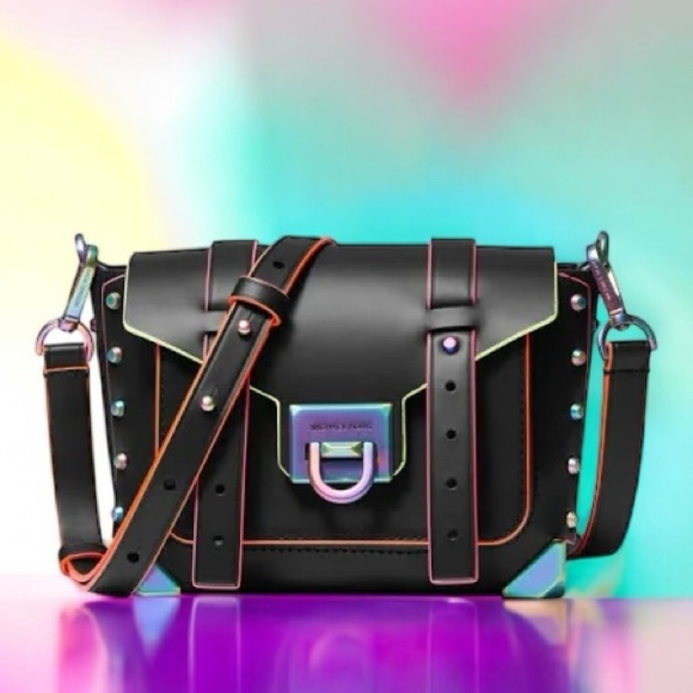 EUC Michael Kors Manhattan Small Contrast Leather Satchel